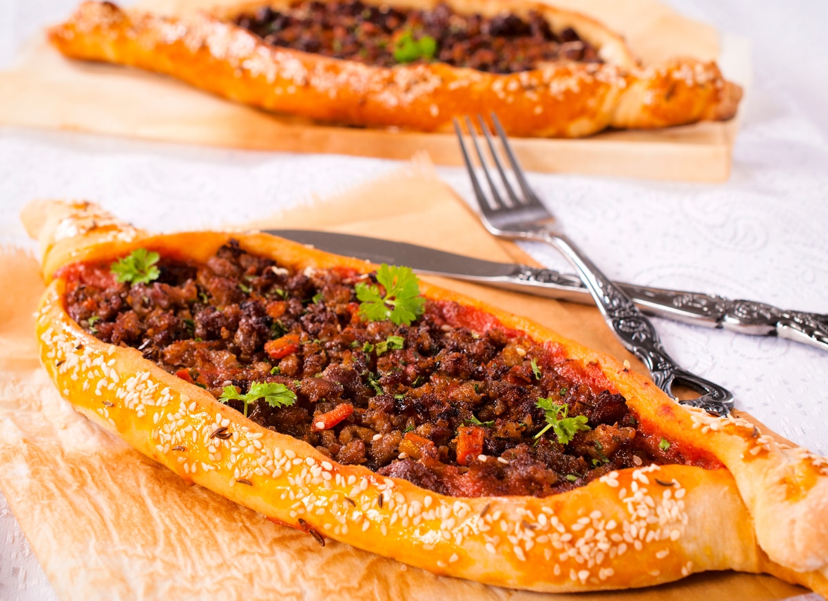 Pide mit Hackfleisch