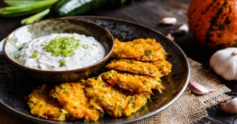 Türkische Zucchinipuffer